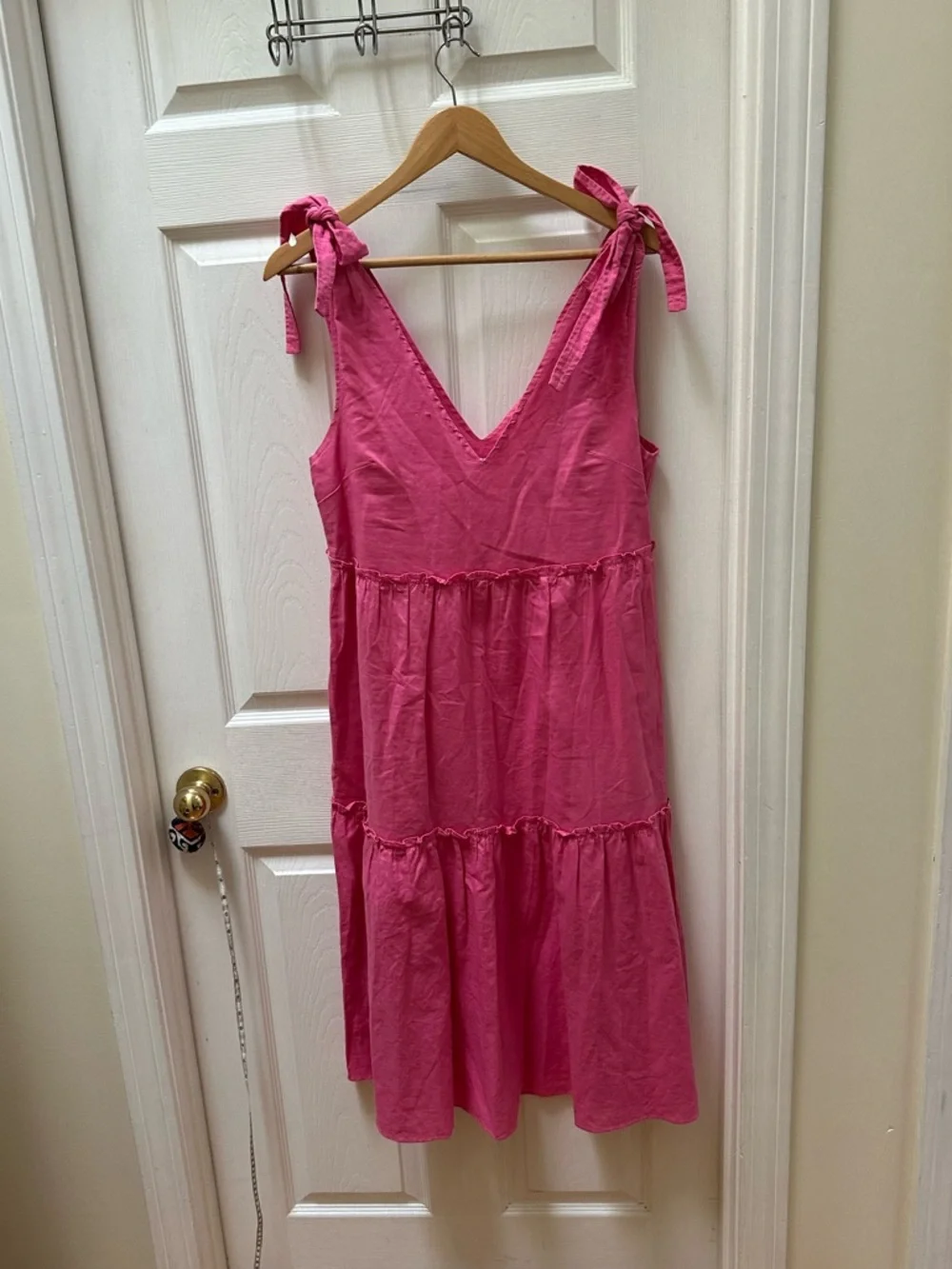 Petal + Pup pink linen blend dress Hot Pink Tie-Shoulder Tiered Erenda 6 - Picture 2 of 9